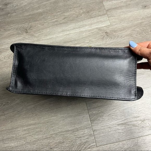 VALENTINO Garavani Large Black/Gold Glam Lock Bag - Picture 2 of 16